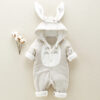 The new cotton padded cotton baby romper thickened chinchilla hooded cotton baby Onesies newborn go climbing clothes